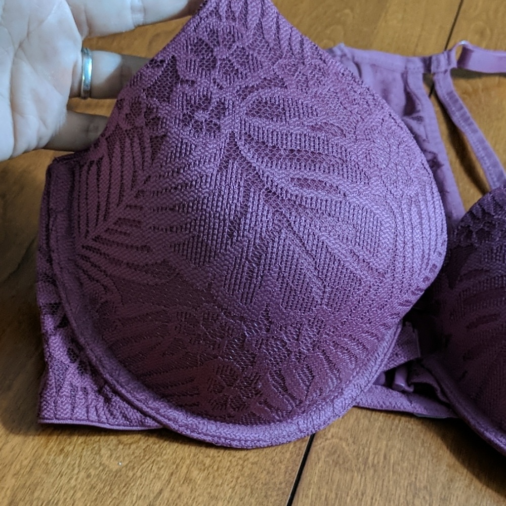 Pink lightly lined Racerback 34D - Picture 2 of 6
